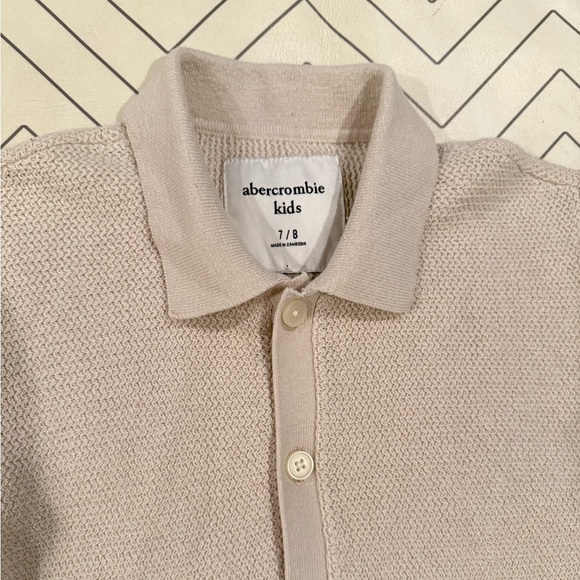 Abercrombie Kids Knit Short Sleeve Button Down - Picture 4 of 13